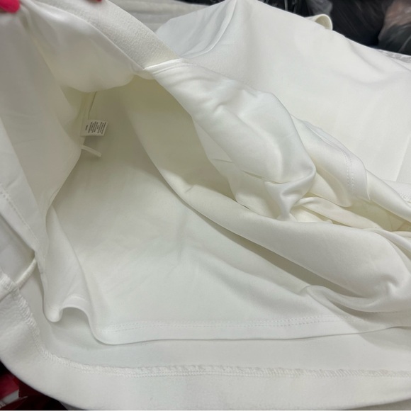 HALTER SHEATH medium DRESS GABRIELLE UNION New York and Company - Picture 5 of 13